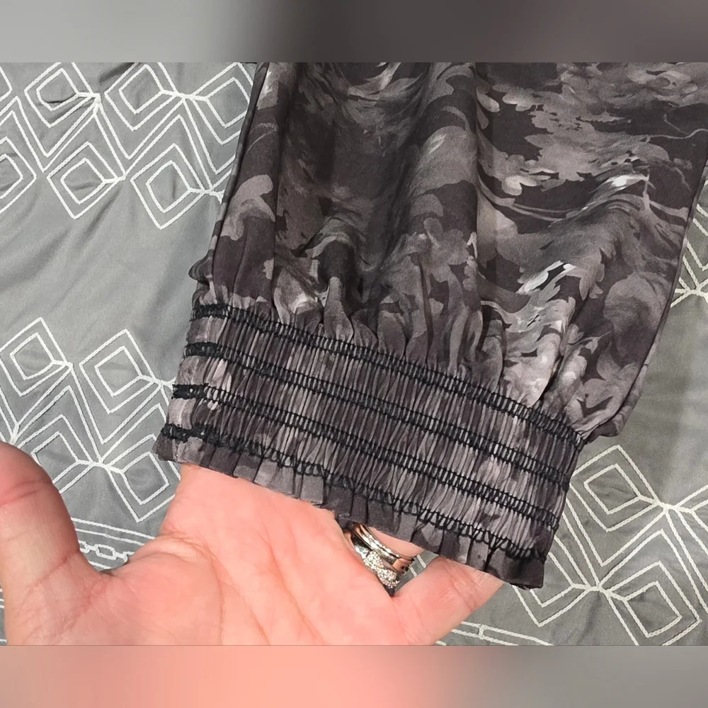 Athleta Savannah Floral Jogger Size 4/Tall - Picture 4 of 9